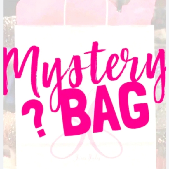 COPY - bag filled with goodies - Picture 3 of 3